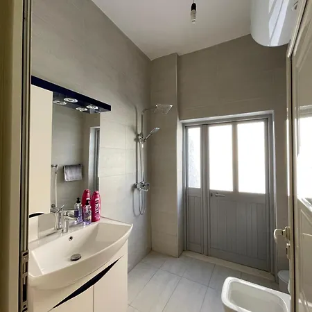 Apartmán New Bazaar Terrace Tirana