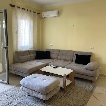 New Baazar Terrace Apartment Tirana